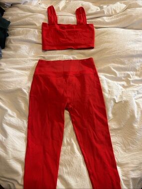 Spiritual Gangster/ Peloton Collab!! Red ribbed bra and full length leggings